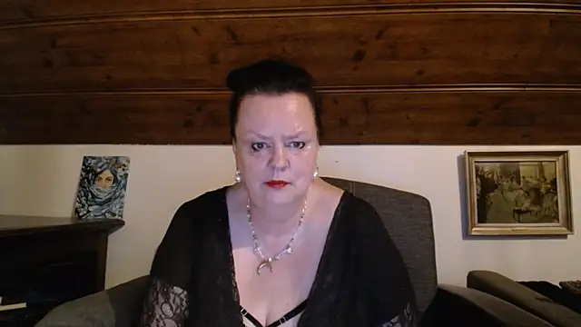 Snapshot of TiffanyMature chatting on 05-28-26, 08:28 TiffanyMature online show from 05-28-26, 08:28