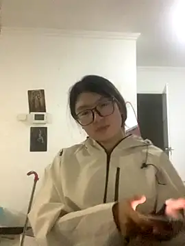 Snapshot of SSlady521 chatting on 09-23-25, 11:57 SSlady521 online show from 09-23-25, 11:57