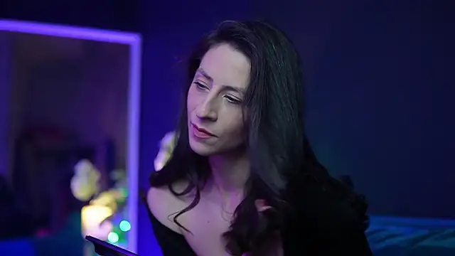 Snapshot of RubyRosa chatting on 12-20-25, 11:34 RubyRosa online show from 12-20-25, 11:34