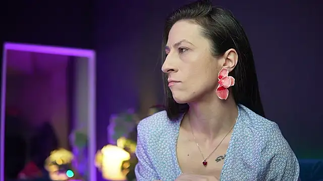 Snapshot of RubyRosa chatting on 02-17-26, 09:43 RubyRosa online show from 02-17-26, 09:43