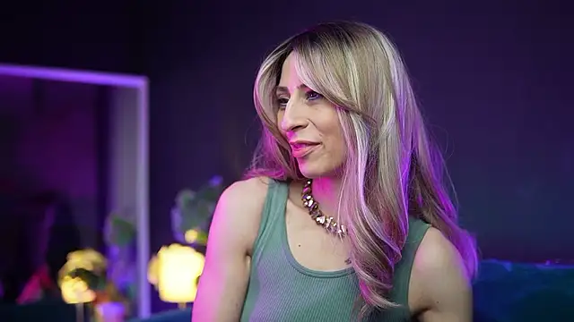 Snapshot of RubyRosa chatting on 02-27-26, 11:16 RubyRosa online show from 02-27-26, 11:16