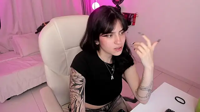 kurito  online show from 10-16-25, 04:46