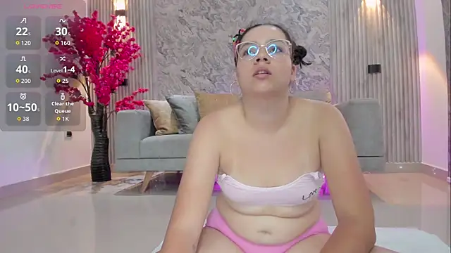 karlie small online show from 02-24-26, 07:56