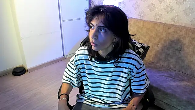 Snapshot of Dereck_Manson chatting on 09-18-25, 07:16 Dereck Manson online show from 09-18-25, 07:16