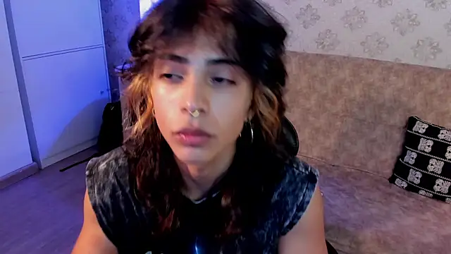 Snapshot of Dereck_Manson chatting on 09-19-25, 07:25 Dereck Manson online show from 09-19-25, 07:25