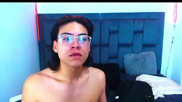 dirty model online show from 09-26-25, 07:34