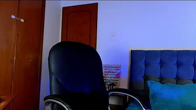 Liana 99 online show from 09-12-25, 03:01