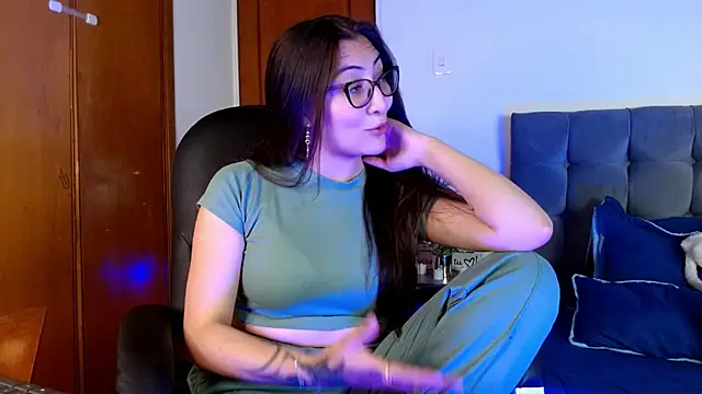 Liana 99 online show from 09-17-25, 04:41