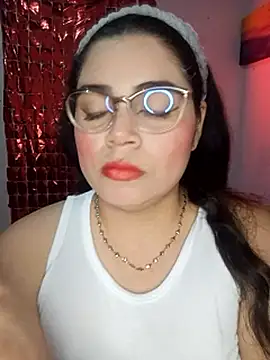 Snapshot of Diamily chatting on 09-17-25, 03:52 Diamily online show from 09-17-25, 03:52