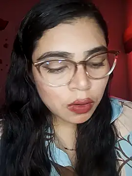 Snapshot of Diamily chatting on 10-11-25, 04:12 Diamily online show from 10-11-25, 04:12
