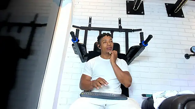 ItaloMoore online show from 02-20-26, 11:32