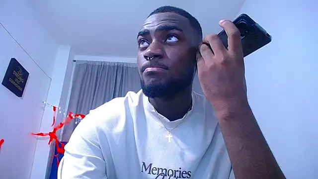 eebony stallion online show from 10-30-25, 02:57