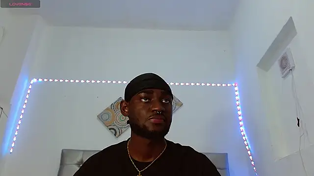 eebony stallion online show from 11-13-25, 06:18