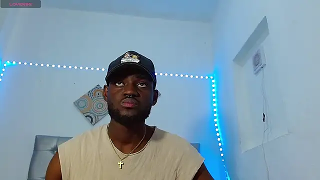 eebony stallion online show from 11-14-25, 06:17