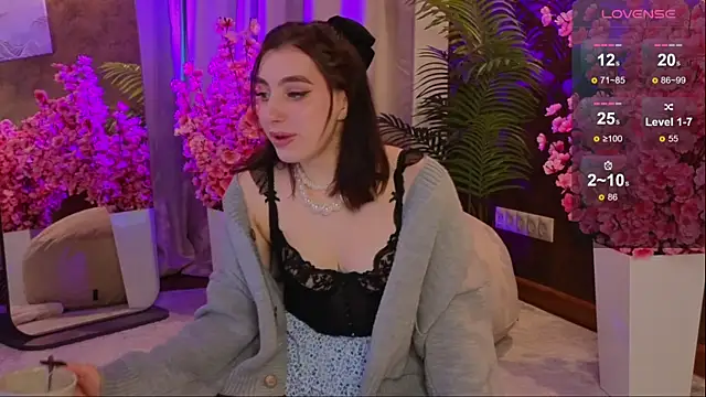 arcane doll online show from 09-30-25, 05:23