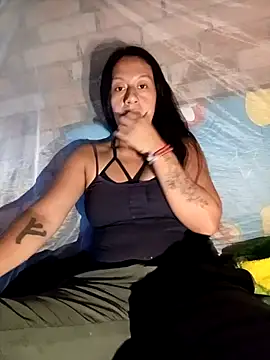 Snapshot of LUNAROSE_SEX chatting on 11-14-25, 01:59 LUNAROSE SEX online show from 11-14-25, 01:59