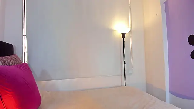 LunaVelvet777 online show from 02-02-26, 03:33