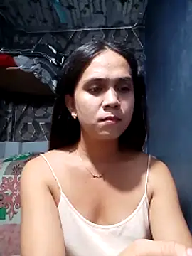 Snapshot of lexyyr17 chatting on 04-18-26, 01:53 lexyyr17 online show from 04-18-26, 01:53