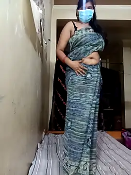 Snapshot of reena502 chatting on 09-15-25, 05:35 reena502 online show from 09-15-25, 05:35