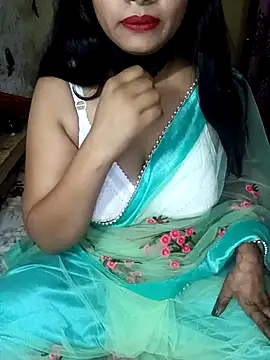 Snapshot of reena502 chatting on 10-12-25, 05:34 reena502 online show from 10-12-25, 05:34