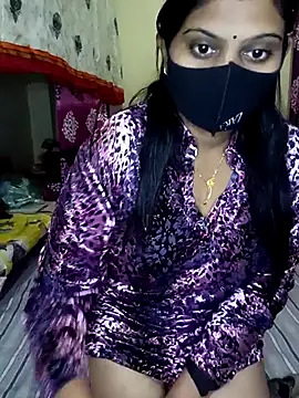 Snapshot of reena502 chatting on 11-25-25, 11:27 reena502 online show from 11-25-25, 11:27