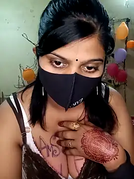 Snapshot of reena502 chatting on 12-04-25, 12:31 reena502 online show from 12-04-25, 12:31