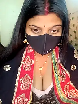 Snapshot of reena502 chatting on 12-20-25, 12:40 reena502 online show from 12-20-25, 12:40