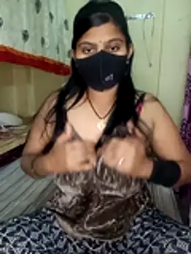 Snapshot of reena502 chatting on 02-17-26, 03:47 reena502 online show from 02-17-26, 03:47