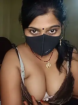 Snapshot of reena502 chatting on 07-18-26, 04:49 reena502 online show from 07-18-26, 04:49