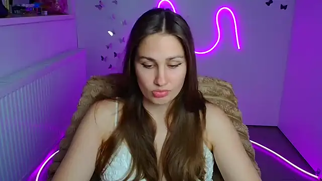 Snapshot of Stefanie_Sweet chatting on 06-16-26, 05:21 Stefanie Sweet online show from 06-16-26, 05:21
