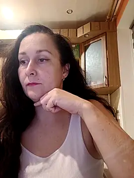 Amandda  online show from 09-28-25, 05:51