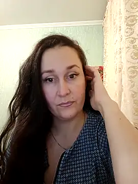 Amandda  online show from 01-14-26, 06:02