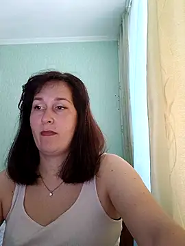 Amandda  online show from 06-17-26, 05:54