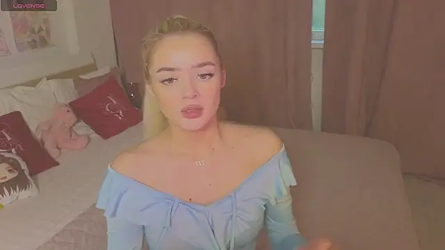Snapshot of Relax_Time_ chatting on 06-19-26, 06:12 Relax Time online show from 06-19-26, 06:12