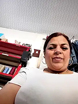 Mia-Glow online show from 09-09-25, 12:48