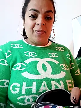 Mia-Glow online show from 09-12-25, 02:06