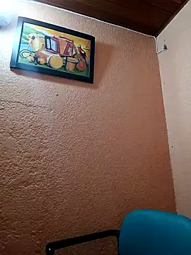 Mia-Glow online show from 10-20-25, 11:54