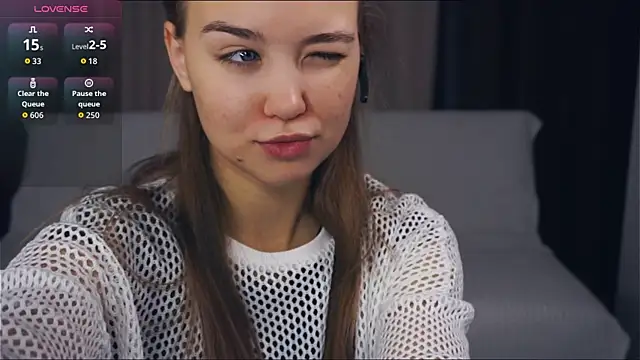 Snapshot of KayleenCurtis chatting on 09-19-25, 05:09 KayleenCurtis online show from 09-19-25, 05:09