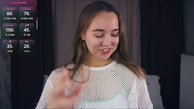 Snapshot of KayleenCurtis chatting on 10-17-25, 05:21 KayleenCurtis online show from 10-17-25, 05:21