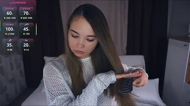 Snapshot of KayleenCurtis chatting on 11-13-25, 05:28 KayleenCurtis online show from 11-13-25, 05:28