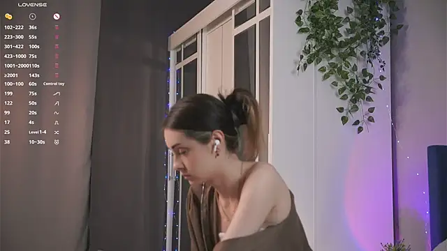 VernonKnapik online show from 09-15-25, 07:03