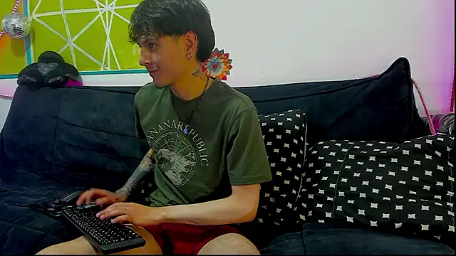 Dioniso guy8 online show from 03-28-26, 08:19