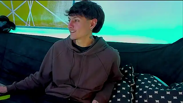 Dioniso guy8 online show from 04-01-26, 08:39