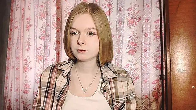 LiaVibes online show from 03-24-26, 07:35