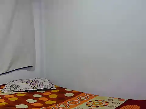 Snapshot of kate_bliss chatting on 02-12-26, 11:33 kate bliss online show from 02-12-26, 11:33