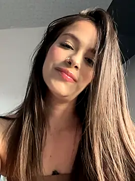 Snapshot of alysa_g_ chatting on 10-06-25, 10:40 alysa g online show from 10-06-25, 10:40