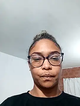 BiiancaEstradaa online show from 03-21-26, 12:04