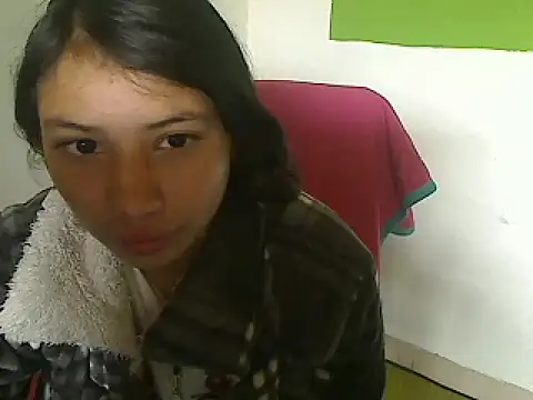 Snapshot of akamesweet chatting on 10-11-25, 12:58 akamesweet online show from 10-11-25, 12:58