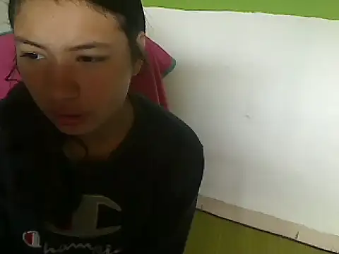 Snapshot of akamesweet chatting on 10-17-25, 06:32 akamesweet online show from 10-17-25, 06:32