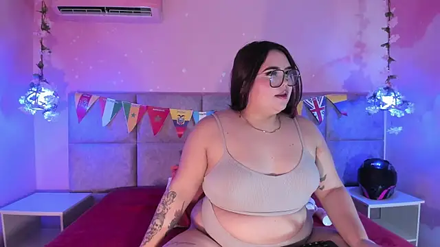 Lushi Love online show from 07-11-26, 03:20